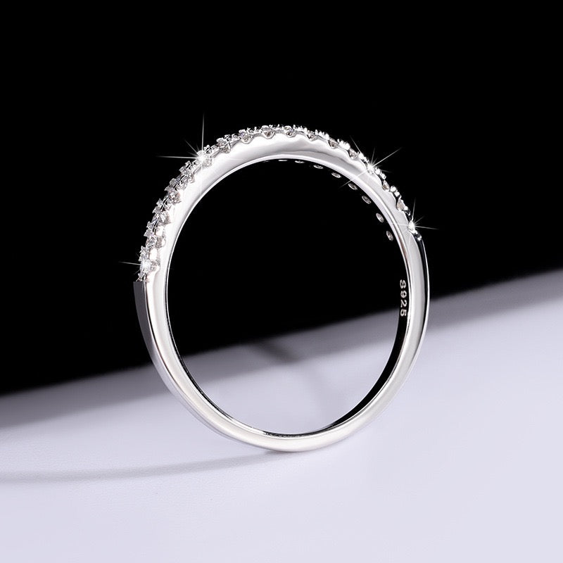 Moissanite Stacking Band